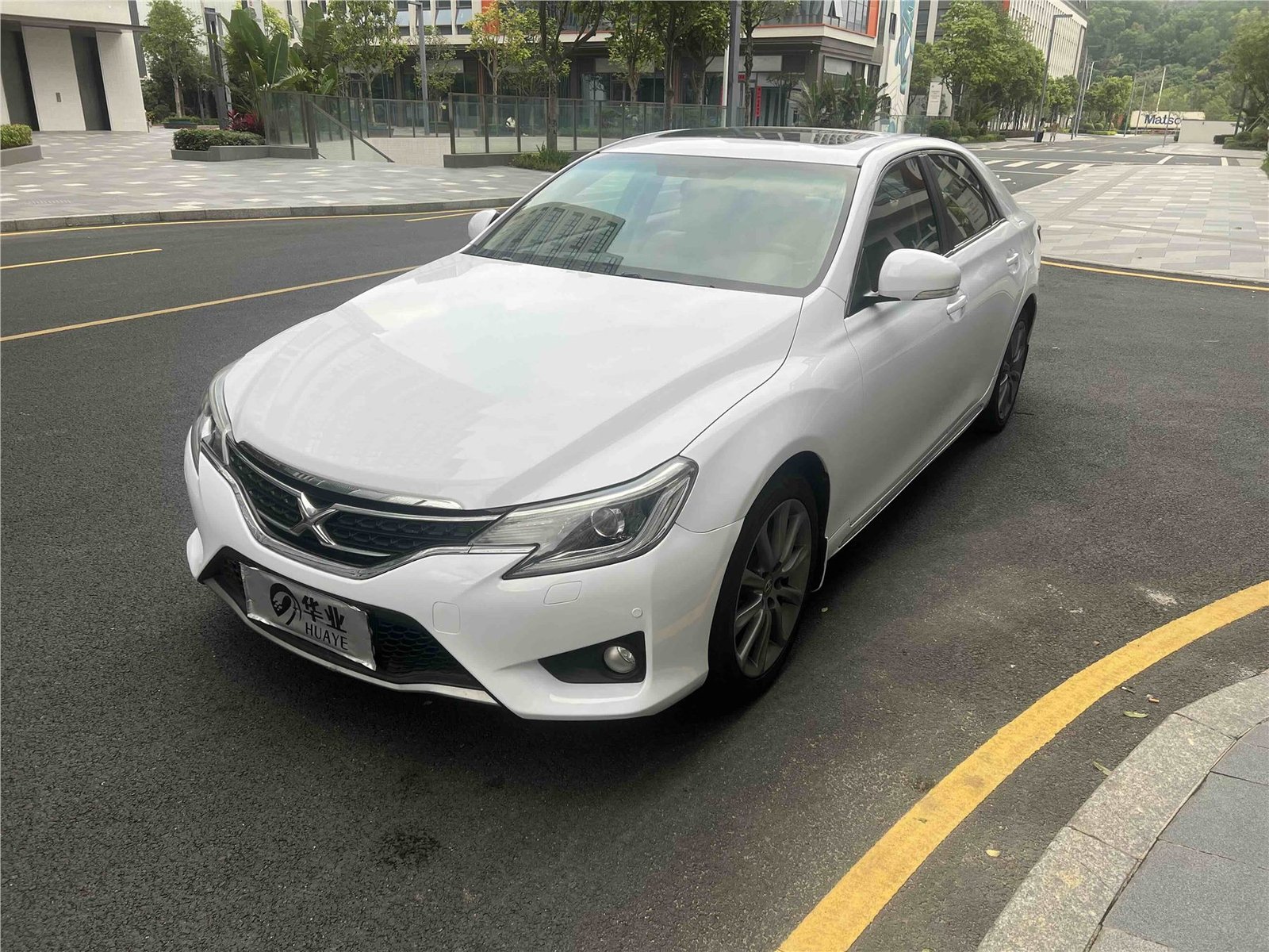 丰田 锐志 2013款 2.5V