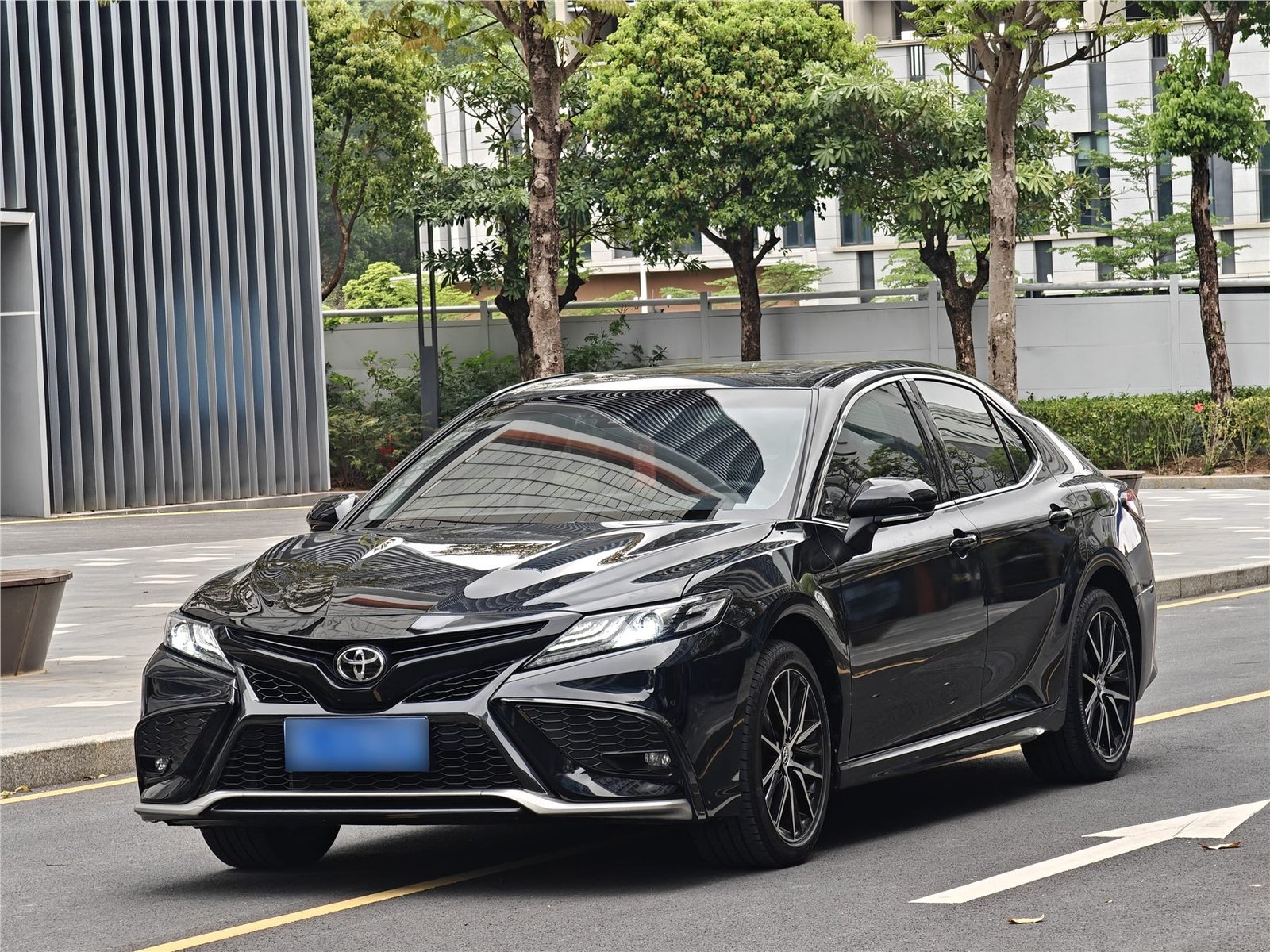 丰田 凯美瑞 2023款 2.0S