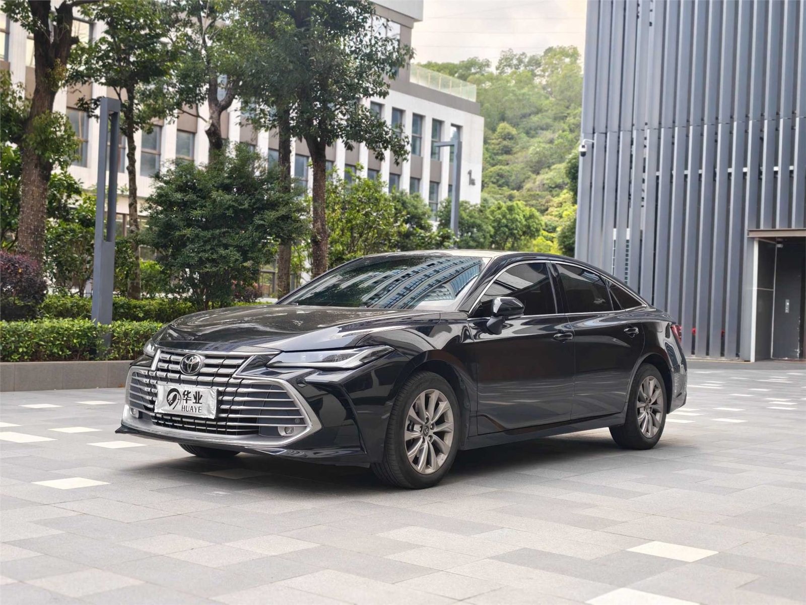 丰田 亚洲龙 2024款 2.0L